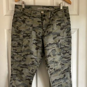 GAP CARGO PANTS